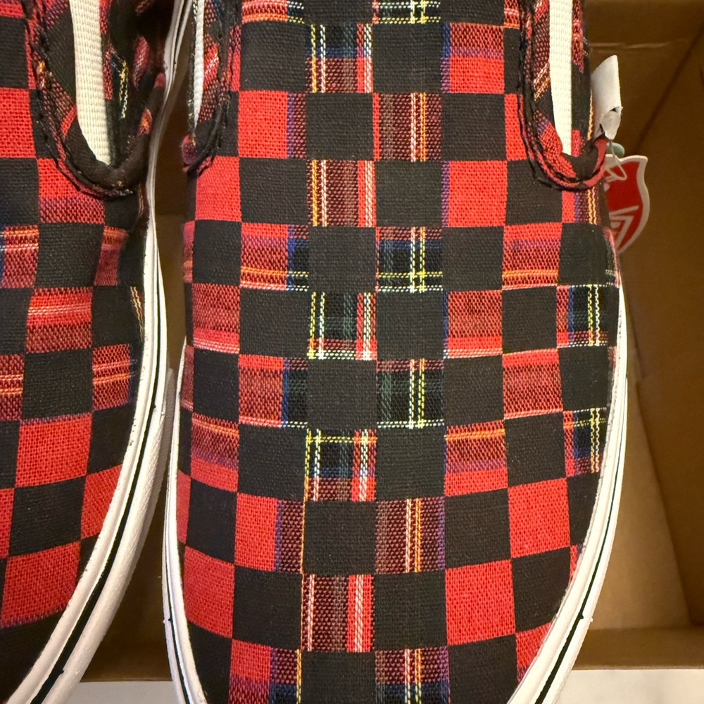 Vans Comfycush Slip-On (Plaid Check) Red/True White NWT Men’s 5.5/ Women’s 7 - Picture 5 of 8